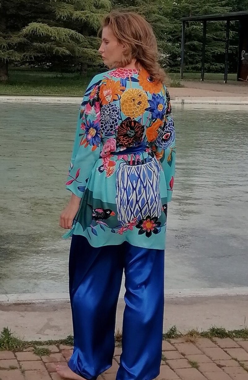 Kimono cenefa turquesa en Didesant Moda